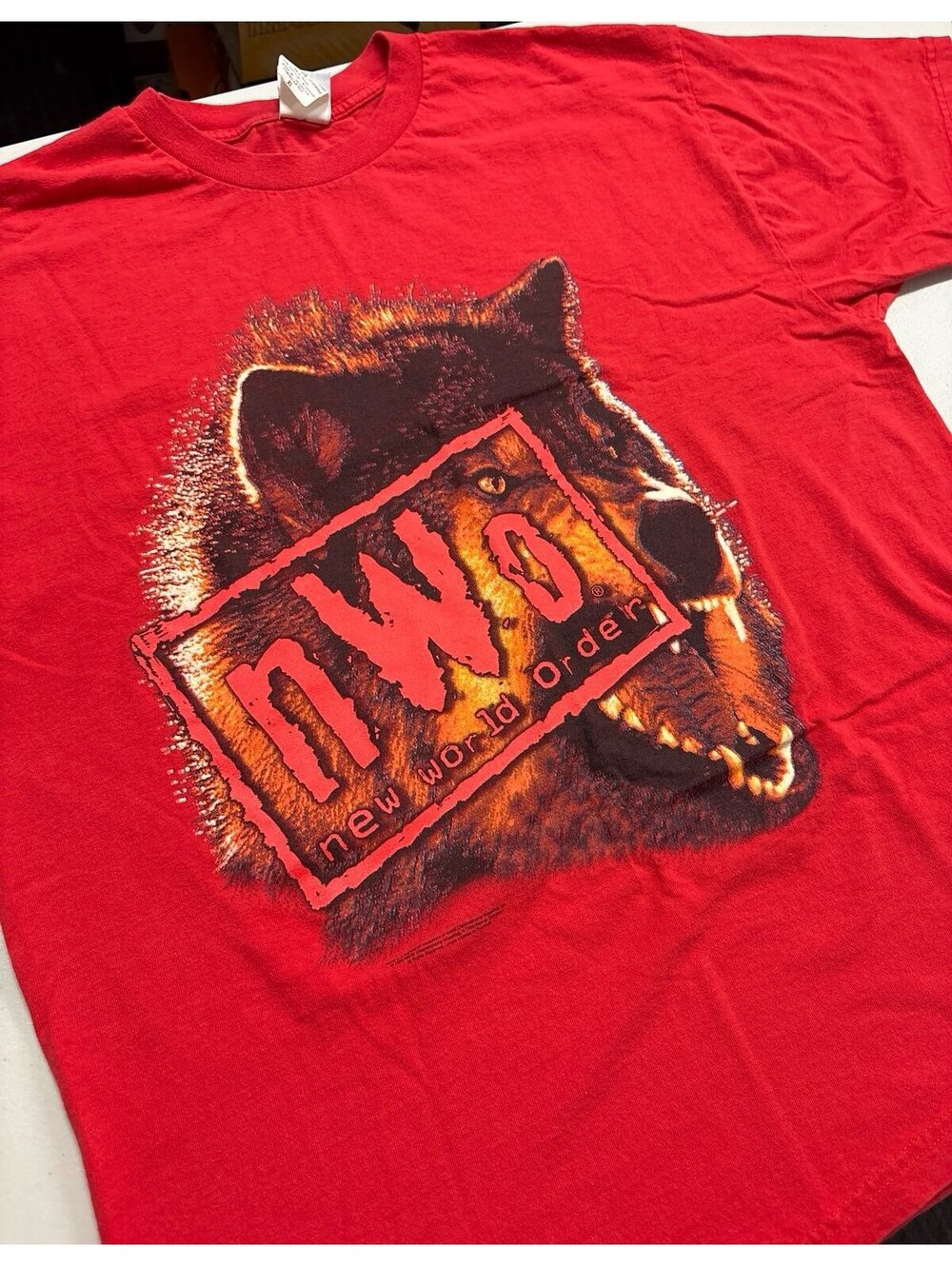 Vintage 1998 WCW nWo New World Order Wolf T-Shirt XL Red Wrestling Graphic Tee